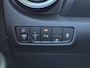 Hyundai Kona Electric EV Comfort Smart 39 kWh / SOH 100% / Fabrieksgarantie tot 04-2027 / Dealer onderhouden / CCS snellader / Navigatie / Warmtepomp / Apple Carplay Android / WLTP bereik 305 km bereik stad 435 km / Stuur- & Stoelverwarming / Achteruitrijcamera / Draadloze telefoon lader /