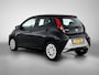 Toyota Aygo 1.0 VVT-i x-play | Dealer onderhouden | Apple CarPlay/Android Auto | Airco | Achteruitrijcamera | Elektrisch verstelbare buitenspiegels |
