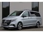 Mercedes-Benz EQV 300 L2 / AMG / Luchtvering / Panorama / 7-Persoons / Burmester / Vol Opties / NIEUWSTAAT