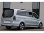 Mercedes-Benz EQV 300 L2 / AMG / Luchtvering / Panorama / 7-Persoons / Burmester / Vol Opties / NIEUWSTAAT