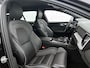 Volvo V60 T6 Plus Dark Plug-In Hybrid AWD | Trekhaak | Rijklaar |