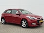 Hyundai i20 1.0 T-GDI Comfort / Achteruitrijcamera met parkeersensoren / Cruise control / Airco (automatisch) /