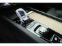 Volvo XC60 2.0 T8 Plug-in hybrid AWD Ultra Dark "Forest Lake" | Facelift | Memory | Pano | Luchtvering | Massage | Bowers & Wilkins