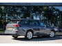 Volkswagen Golf Variant 1.5 eTSI Life Edition , Adap. cruise, Trekhaak, Stoel/stuurverwarming,