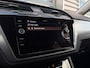 Volkswagen Touran 1.5 TSI 150 pk Comfortline Business 7pers. 7-DSG | Achteruitrijcamera | Navigatie | Cruise control adaptief |
