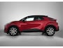 Toyota C-HR / C-HR+ 1.8 Hybrid 140 First Edition | Full LED Adaptive | 360 Camera | Groot Multimedia Scherm | Elektrische achterklep | Dodehoek detectie | Parkeersensoren voor+achter