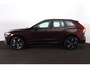 Volvo XC60 T6 Recharge AWD Plus Dark - Panorama/schuifdak - IntelliSafe Assist & Surround - 360º Camera - Harman/Kardon audio - Verwarmde voorstoelen, stuur & achterbank - Parkeersensoren voor & achter - Elektr. bedienb. voorstoelen met geheugen - Head up display - Draadloze tel. lader - Inklapbare trekhaak - 19' LMV