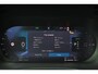 Volvo XC60 T6 Recharge AWD Plus Dark - Panorama/schuifdak - IntelliSafe Assist & Surround - 360º Camera - Harman/Kardon audio - Verwarmde voorstoelen, stuur & achterbank - Parkeersensoren voor & achter - Elektr. bedienb. voorstoelen met geheugen - Head up display - Draadloze tel. lader - Inklapbare trekhaak - 19' LMV