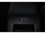 Volvo XC60 T6 Recharge AWD Plus Dark - Panorama/schuifdak - IntelliSafe Assist & Surround - 360º Camera - Harman/Kardon audio - Verwarmde voorstoelen, stuur & achterbank - Parkeersensoren voor & achter - Elektr. bedienb. voorstoelen met geheugen - Head up display - Draadloze tel. lader - Inklapbare trekhaak - 19' LMV
