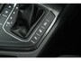 Volkswagen Tiguan 1.4 TSI ACT 150pk DSG Comfortline Business Panoramadak Trekhaak Camera Adaptive Cruise Keyless Navigatie