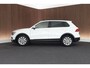 Volkswagen Tiguan 1.4 TSI ACT 150pk DSG Comfortline Business Panoramadak Trekhaak Camera Adaptive Cruise Keyless Navigatie