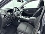 Hyundai Kona Electric EV Comfort 64 kWh | Soh 97,0% | Camera | Clima | Carplay/Android auto | Adaptieve Cruise | Stoel stuur verwarming |