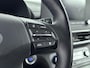 Hyundai Kona Electric EV Comfort 64 kWh | Soh 97,0% | Camera | Clima | Carplay/Android auto | Adaptieve Cruise | Stoel stuur verwarming |