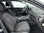 Hyundai Kona Electric EV Comfort 64 kWh | Soh 97,0% | Camera | Clima | Carplay/Android auto | Adaptieve Cruise | Stoel stuur verwarming |