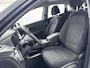 Hyundai Kona Electric EV Comfort 64 kWh | Soh 97,0% | Trekhaak | Camera | Adaptieve Cruise | Carplay/Android auto | Stoel stuur verwarming | Clima |
