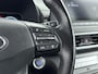 Hyundai Kona Electric EV Comfort 64 kWh | Soh 97,0% | Trekhaak | Camera | Adaptieve Cruise | Carplay/Android auto | Stoel stuur verwarming | Clima |