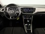 Volkswagen T-Roc 1.5 TSI Style Business 150 PK | Automaat (DSG) | Navigatie | Camera | Extra getint glas
