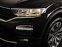Volkswagen T-Roc 1.5 TSI Style Business 150 PK | Automaat (DSG) | Navigatie | Camera | Extra getint glas