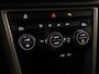 Volkswagen T-Roc 1.5 TSI Style Business 150 PK | Automaat (DSG) | Navigatie | Camera | Extra getint glas