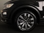 Volkswagen T-Roc 1.5 TSI Style Business 150 PK | Automaat (DSG) | Navigatie | Camera | Extra getint glas