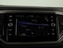 Volkswagen T-Roc 1.5 TSI Style Business 150 PK | Automaat (DSG) | Navigatie | Camera | Extra getint glas