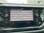 Volkswagen Polo 1.0 TSI Life / Navigatie / App connect / Parkeersensoren V+A / Lichtmetaal 16 inch / P4