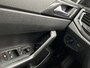 Volkswagen Polo 1.0 TSI Life / Navigatie / App connect / Parkeersensoren V+A / Lichtmetaal 16 inch / P4