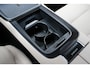 Lynk & Co 08 1.5 More | 200km Hybride | Stoelmassage, Verwarming en Ventilatie | Panoramadak | Matrix LED | Harman Kardon | 360° Camera | Getint glas | Bestuurdersstoel met geheugen | Sfeerverlichting | Apple Carplay | Dodehoekassistent | Adaptive Cruise Contol