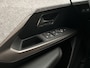 Peugeot 5008 Hybrid 145pk DCS-6 Automaat GT | Navigatie | Airconditioning ECC | Elek achterklep | 7 Persoons | Draadloos Apple Carplay & Android Auto | Isofix Bevestigingspunten | Lichtmetalen Velgen | Verschuifbare stoelen middelste zitrij | Dodehoek Detectie | Zeer Compleet!!!