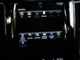 Volvo XC60 2.0 B5 Momentum Exclusive 1e-Eig. & Keurig-Onderh. BOVAG-Garantie. NL-Auto.