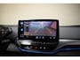 Volkswagen ID.5 Pro Style 77 kWh [ Warmtepomp 360°-camera Stoel-en stuurverwarming ]