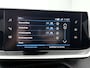 Peugeot 2008 SUV Active Pack 100pk | Navigatie | Achteruitrijcamera | Climate Control | Cruise Control | Parkeersensoren | Elektrisch inklapbare spiegels | Bluetooth | Apple CarPlay / Android Auto | DAB+ radio | Automatisch dimlicht | Regensensor | Multifunctioneel stuurwiel | Donker getint glas | 16” lichtmetalen velgen |