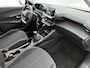 Peugeot 2008 SUV Active Pack 100pk | Navigatie | Achteruitrijcamera | Climate Control | Cruise Control | Parkeersensoren | Elektrisch inklapbare spiegels | Bluetooth | Apple CarPlay / Android Auto | DAB+ radio | Automatisch dimlicht | Regensensor | Multifunctioneel stuurwiel | Donker getint glas | 16” lichtmetalen velgen |
