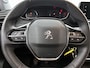 Peugeot 2008 SUV Active Pack 100pk | Navigatie | Achteruitrijcamera | Climate Control | Cruise Control | Parkeersensoren | Elektrisch inklapbare spiegels | Bluetooth | Apple CarPlay / Android Auto | DAB+ radio | Automatisch dimlicht | Regensensor | Multifunctioneel stuurwiel | Donker getint glas | 16” lichtmetalen velgen |