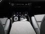 Audi Q6 e-tron edition quattro 100 kWh | Adaptive cruise control | Luchtvering | Dodehoekdetectie | Stuurverwarming | Bang & Olufsen Premium 3D | 360 graden camera | MMI-bijrijdersscherm | Elektrisch instel. voorstoelen | Stoelverwarming voor & achter | Warmtepomp |