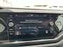 Volkswagen Polo 1.0 TSI Life / Navigatie / App connect / Parkeersensoren V+A / Lichtmetaal 16 inch / P4