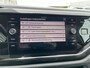 Volkswagen Polo 1.0 TSI Life / Navigatie / App connect / Parkeersensoren V+A / Lichtmetaal 16 inch / P4