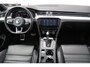 Volkswagen Passat Variant 1.4 TSI 150pk DSG Highline Business R | Panoramadak | Leer | Stoelverwarming | Navigatie | Achteruitrijcamera