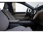 Volvo EX90 Twin Motor Ultra 7p. 111 kWh | Luchtvering | Bose Premium Audio | Soft Close Portieren | Stoelverwarming voor & Achter | Verwarmbaar Stuur | Park Pilot Assist | Head-Up Display |