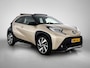 Toyota Aygo X 1.0 VVT-i S-CVT Envy Canvas Dak | BTW voertuig | Parkeersensoren voor+achter | Keyless Entry/Start | Climate Control | Draadloze telefoonlader | Navigatie | Apple CarPlay/Android Auto | Achteruitrijcamera |