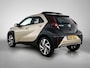 Toyota Aygo X 1.0 VVT-i S-CVT Envy Canvas Dak | BTW voertuig | Parkeersensoren voor+achter | Keyless Entry/Start | Climate Control | Draadloze telefoonlader | Navigatie | Apple CarPlay/Android Auto | Achteruitrijcamera |