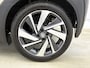 Toyota Aygo X 1.0 VVT-i S-CVT Envy Canvas Dak | BTW voertuig | Parkeersensoren voor+achter | Keyless Entry/Start | Climate Control | Draadloze telefoonlader | Navigatie | Apple CarPlay/Android Auto | Achteruitrijcamera |