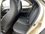 Toyota Aygo X 1.0 VVT-i S-CVT Envy Canvas Dak | BTW voertuig | Parkeersensoren voor+achter | Keyless Entry/Start | Climate Control | Draadloze telefoonlader | Navigatie | Apple CarPlay/Android Auto | Achteruitrijcamera |