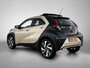 Toyota Aygo X 1.0 VVT-i S-CVT Envy Canvas Dak | BTW voertuig | Parkeersensoren voor+achter | Keyless Entry/Start | Climate Control | Draadloze telefoonlader | Navigatie | Apple CarPlay/Android Auto | Achteruitrijcamera |