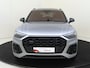 Audi Q5 55 TFSI e S edition Competition | Panoramadak | Trekhaak | Achteruitrijcamera | 3-zone airco | Dodehoek detectie | Keyless | LED matrix verlichting | Stoelverwarming |
