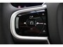 Volvo XC60 2.0 T6 Plug-in hybrid AWD Plus Dark | Trekhaak | Harman Kardon | HUD |