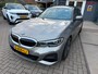 BMW 3-Serie Touring 330i High Executive Edition M-Sport / Pano / Trekhaak / NL auto met NAP.