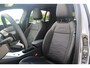 Jeep Avenger 1.2 e-Hybrid 110PK SUMMIT | PANORAMA SCHUIF/KANTEL DAK | INFOTAINMENT & CONVENIENCE PACK: NAVIGATIE/VERKEERBORDENINFORMATIE/KEYLESS ENTRY EN START/HANDSFREE ELEKTRISCH BEDIENBARE ACHTERKLEP/JBL AUDIO SYSTEM/AFDEKKING MIDDENCONSOLE | WINTERPACK: STOELVERWARMING/VERWARMBARE VOORRUITRAND | 18" LICHTMETAAL DIAMOND CUT | ADAPTIVE CRUISE CONTROL + LANE CENTERINGASSIST | SELEC-TERRAIN DRIVING MODE SELECT | 360° PARKEERSENSENSOREN | ACHTERUITRIJCAMERA 180° MET DRONE-VIEW | AUTOMATISCH GROOTLICHT | BLIND SPOT WARNING | FULL LED KOPLAMPEN | ZWART DAK |DRAADLOZE APPLE CARPLAY/ANDROID AUTO | DRAADLOZE TELEFOONLADER | LED SFEER VERLICHTING |
