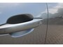 Jeep Avenger 1.2 e-Hybrid 110PK SUMMIT | PANORAMA SCHUIF/KANTEL DAK | INFOTAINMENT & CONVENIENCE PACK: NAVIGATIE/VERKEERBORDENINFORMATIE/KEYLESS ENTRY EN START/HANDSFREE ELEKTRISCH BEDIENBARE ACHTERKLEP/JBL AUDIO SYSTEM/AFDEKKING MIDDENCONSOLE | WINTERPACK: STOELVERWARMING/VERWARMBARE VOORRUITRAND | 18" LICHTMETAAL DIAMOND CUT | ADAPTIVE CRUISE CONTROL + LANE CENTERINGASSIST | SELEC-TERRAIN DRIVING MODE SELECT | 360° PARKEERSENSENSOREN | ACHTERUITRIJCAMERA 180° MET DRONE-VIEW | AUTOMATISCH GROOTLICHT | BLIND SPOT WARNING | FULL LED KOPLAMPEN | ZWART DAK |DRAADLOZE APPLE CARPLAY/ANDROID AUTO | DRAADLOZE TELEFOONLADER | LED SFEER VERLICHTING |