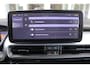 Jeep Avenger 1.2 e-Hybrid 110PK SUMMIT | PANORAMA SCHUIF/KANTEL DAK | INFOTAINMENT & CONVENIENCE PACK: NAVIGATIE/VERKEERBORDENINFORMATIE/KEYLESS ENTRY EN START/HANDSFREE ELEKTRISCH BEDIENBARE ACHTERKLEP/JBL AUDIO SYSTEM/AFDEKKING MIDDENCONSOLE | WINTERPACK: STOELVERWARMING/VERWARMBARE VOORRUITRAND | 18" LICHTMETAAL DIAMOND CUT | ADAPTIVE CRUISE CONTROL + LANE CENTERINGASSIST | SELEC-TERRAIN DRIVING MODE SELECT | 360° PARKEERSENSENSOREN | ACHTERUITRIJCAMERA 180° MET DRONE-VIEW | AUTOMATISCH GROOTLICHT | BLIND SPOT WARNING | FULL LED KOPLAMPEN | ZWART DAK |DRAADLOZE APPLE CARPLAY/ANDROID AUTO | DRAADLOZE TELEFOONLADER | LED SFEER VERLICHTING |